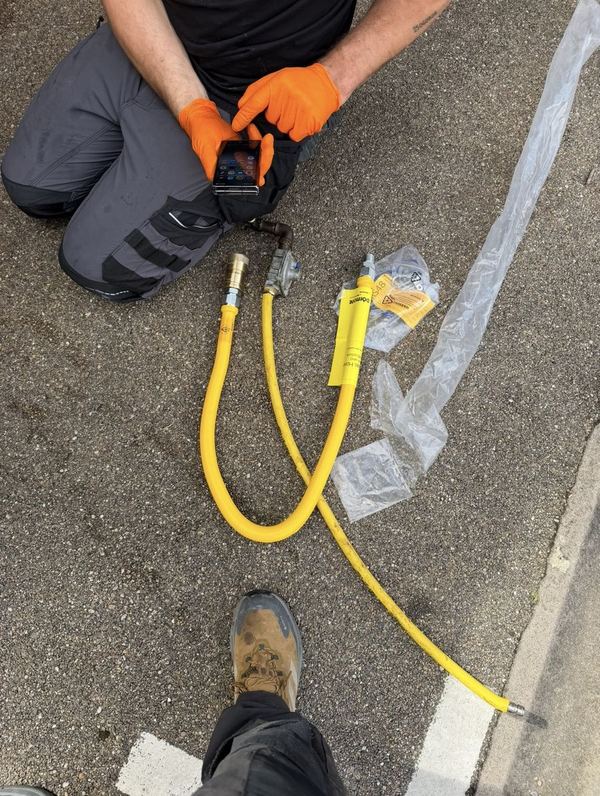 New commercial catering gas hoses ready to fit